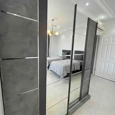 Indoor Swimming Pool Vacation Villa *